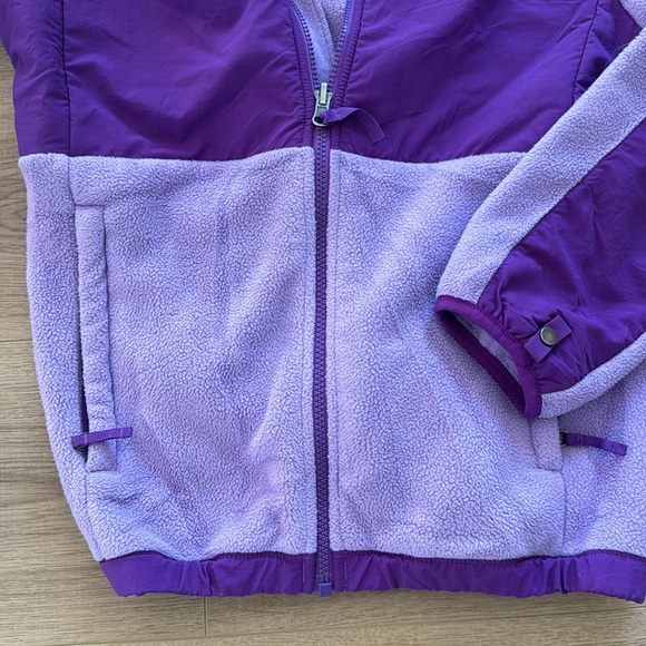 North face girls fleece jacket - Picture 3 of 3